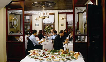 GIRITLI RESTAURANT BUILDING